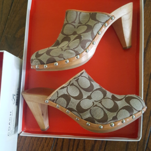 Coach mules - no longer available - Picture 6 of 9